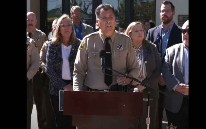  NEW DETAILS IN ARREST OF KEVIN SALAZAR FOR MURDER OF LA COUNTY DEPUTY RYAN CLINKUNBROOMER