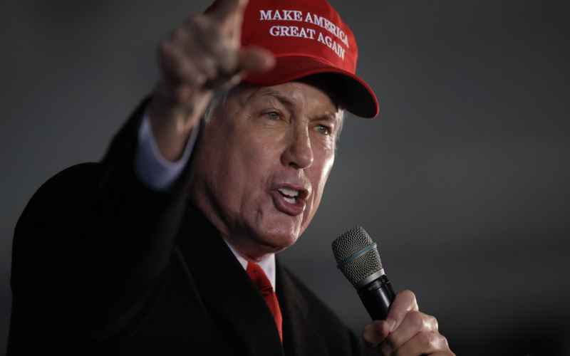  LIN WOOD HAS FLIPPED ON DONALD TRUMP