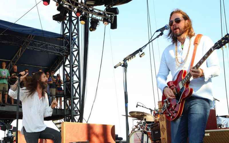  The Black Crowes: A Triumphant Return With ‘Happiness Bastards’