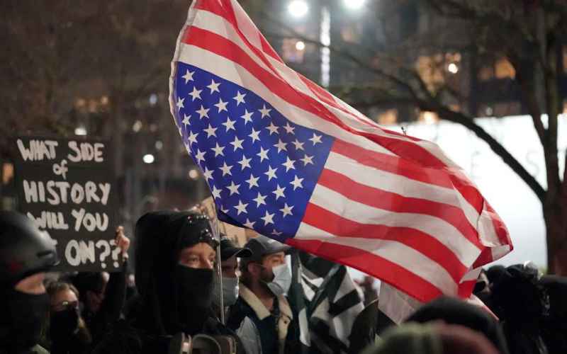  ‘Reporter’ Gets Exactly the Reaction He Deserves After Term He Used to Describe Inverted US Flags