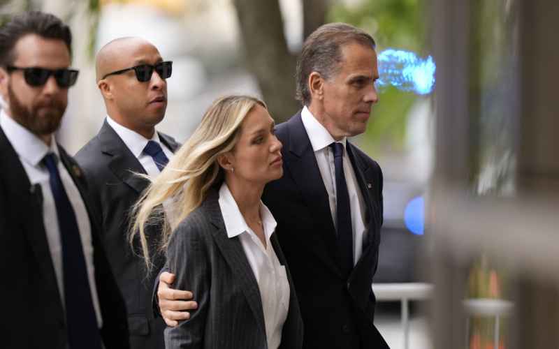  Hunter Biden’s Baby Mama, Lunden Roberts, Speaks on His Conviction