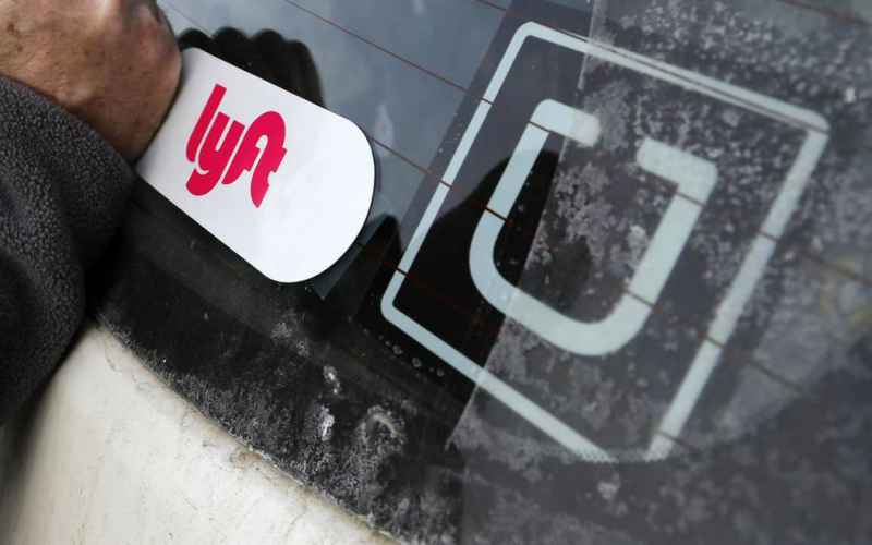  CA Supreme Court Rules in Favor of Lyft, Uber Drivers Remaining Contractors
