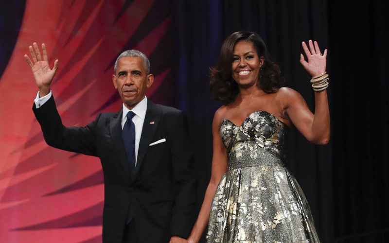  Barack, Michelle Obama to Grace DNC Stage Tuesday Night, As Gaslighting Charade Continues