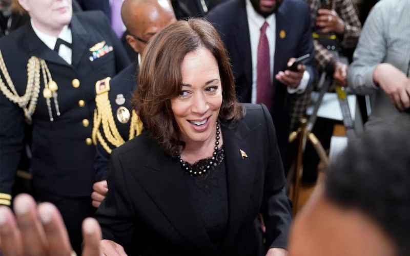  The New York Times Is Concerned That Kamala Harris Is Not Dressing Presidential Enough