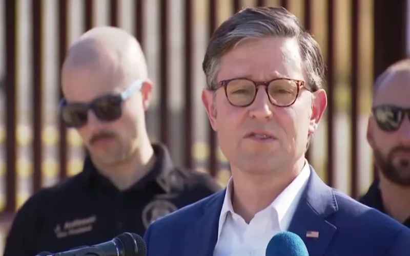  Speaker Johnson Faults Harris Over 32K Missing Migrant Kids