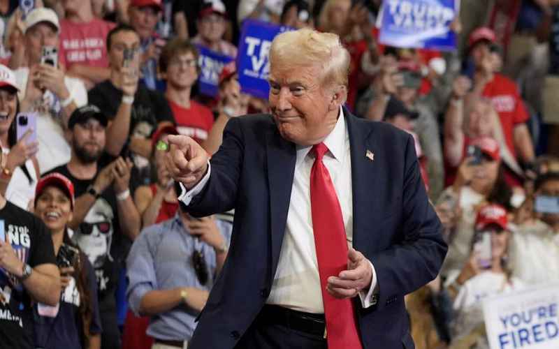  Trump Throws a Curveball With Revamped Social Media Game, Takes Completely New Tone