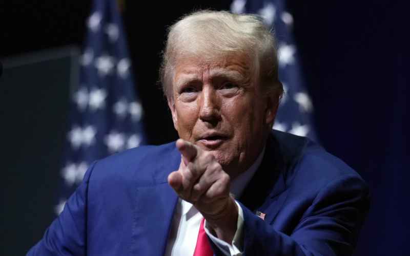  WATCH Trump Drops the Mic After Reporter Asks Why He Visited a City ‘Linked to White Supremacy’