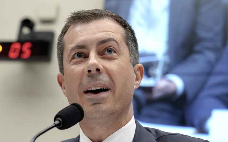  Pete Buttigieg Touts ‘the Future’ of America’s Passenger Rail System, Gets Ratioed Into Next Week