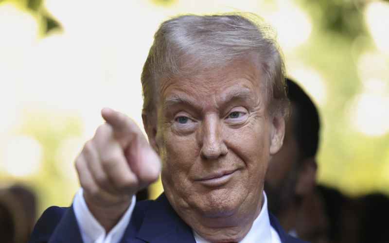  Trump, Speaking in Arizona, Lays Out Big Plans – But He’ll Need a GOP Congress