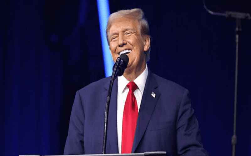  Trump Hosts Giorgia Meloni at Mar-a-Lago