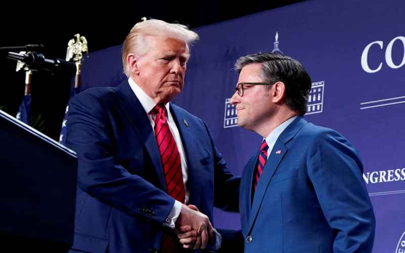  Democrats, Republicans Seek Spotlight With Guests at Trump’s Address to Congress