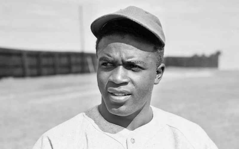  Pentagon Removes, Restores Jackie Robinson Web Page Amid DEI Purge