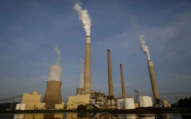  Dems Accuse EPA of Disabling US Clean Energy Industry
