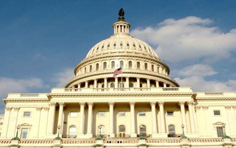  Pundits Expect GOP Headwinds to Retain House Majority