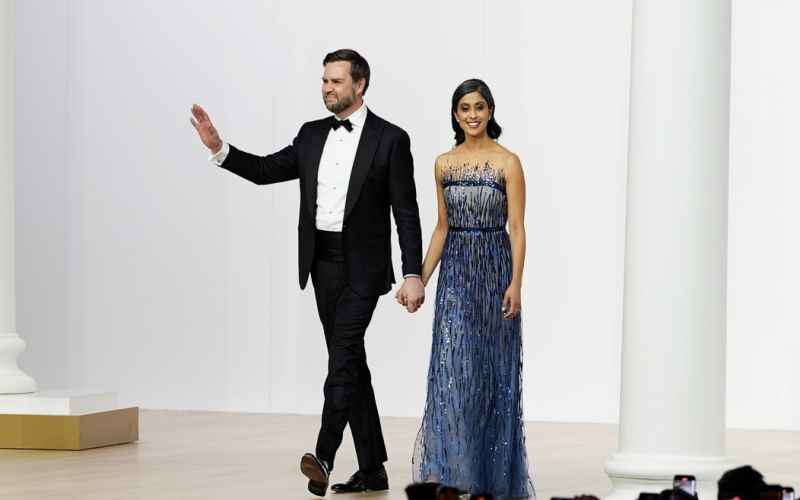  Watch JD Vance’s Kids Win the Day During Trip to India