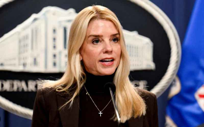  Pam Bondi Says the DOJ Will Revise Biden-Era Policies That Allowed Journalists to