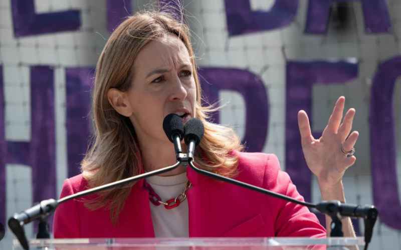  Poll N.J. Dems Neck and Neck in Primary for Governor