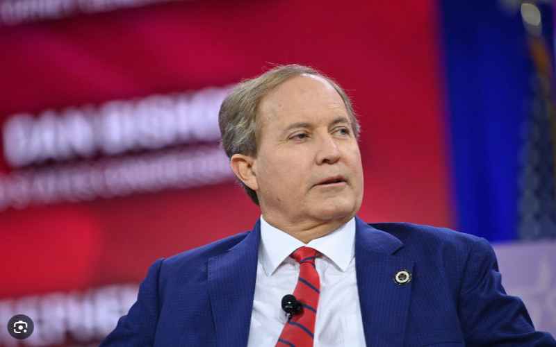  Texas GOP Feud Raises Fears of Senate Seat Loss