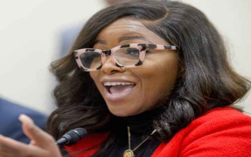  Rep. Crockett Ripped For Cutting Airline Boarding Line
